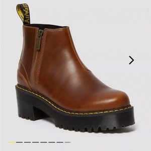 Dr. Martens Rometty Chelsea Boots